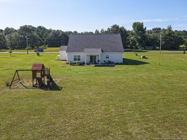 Building Photo - 2935 Duck Pond Rd