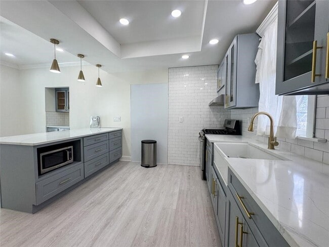 Building Photo - 41 W Buffalo St