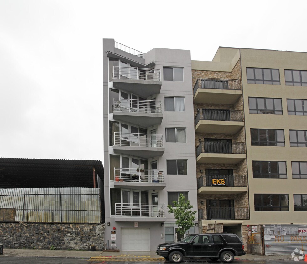 Foto del edificio - The Lili Rose
