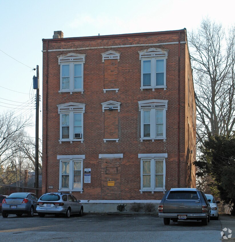 Primary Photo - 2338 Kemper Ln