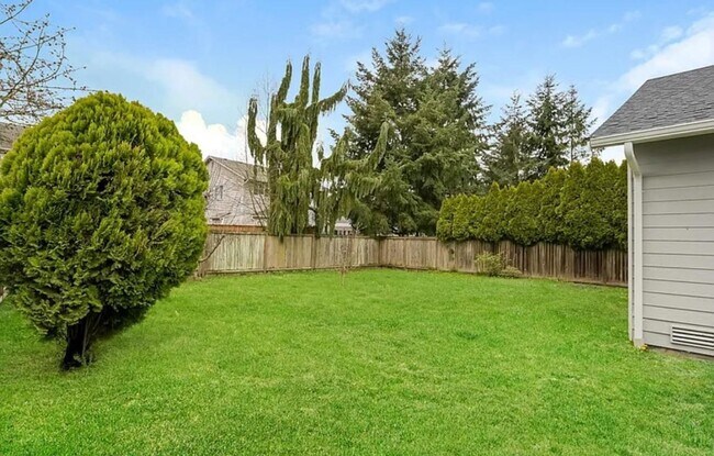 Foto del edificio - Charming 3BR House in Monroe