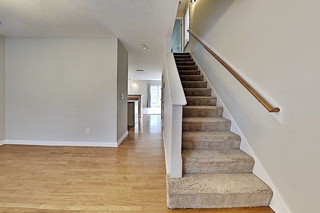 Foto del edificio - 213 Shadow Glen Dr