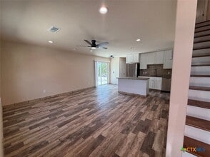 Building Photo - 1008 Makayla Dr