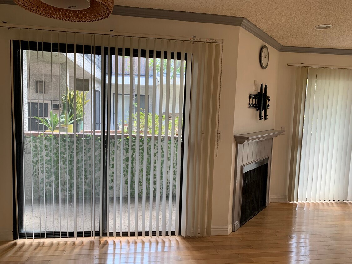 Foto principal - 315 S Harvard Blvd