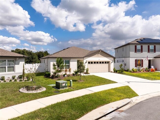 Foto del edificio - 471 Pine Tree Blvd