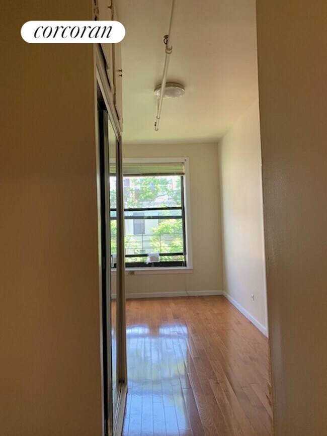Building Photo - 159 W 120th St