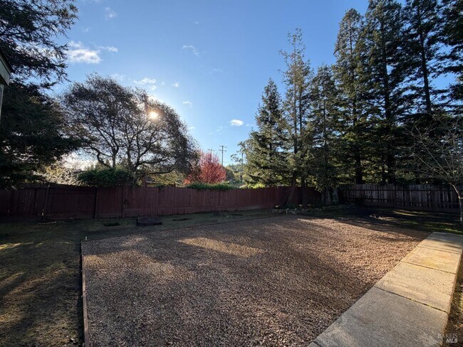 Building Photo - 378 Brey Rd