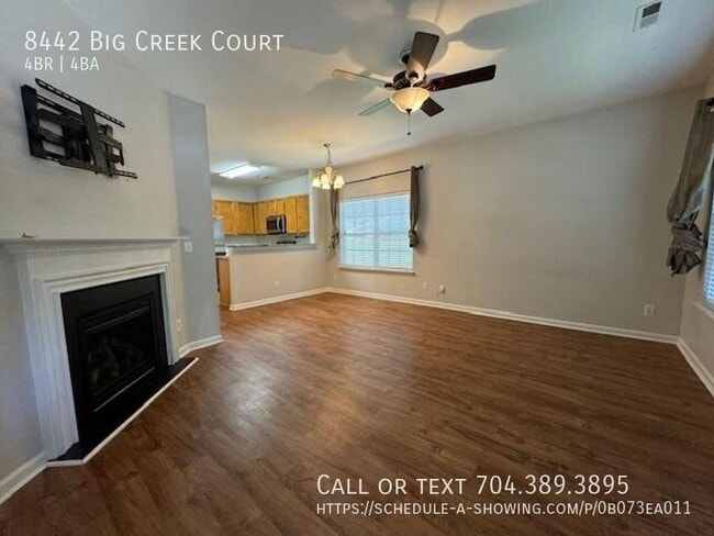 Building Photo - 8442 Big Creek Ct