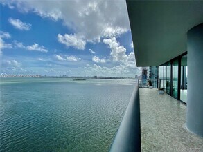 Building Photo - 3131 NE 7th Ave