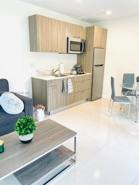 Building Photo - 1419 West Ave