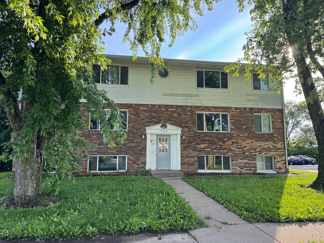 Foto del edificio - 3240 Heatherton Dr