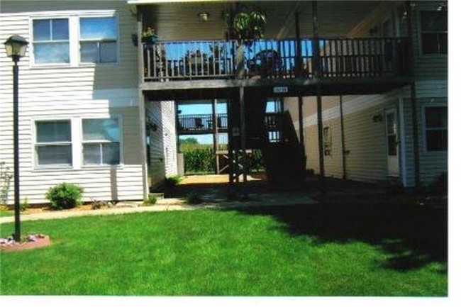 Building Photo - 3 Ponsetti Dr