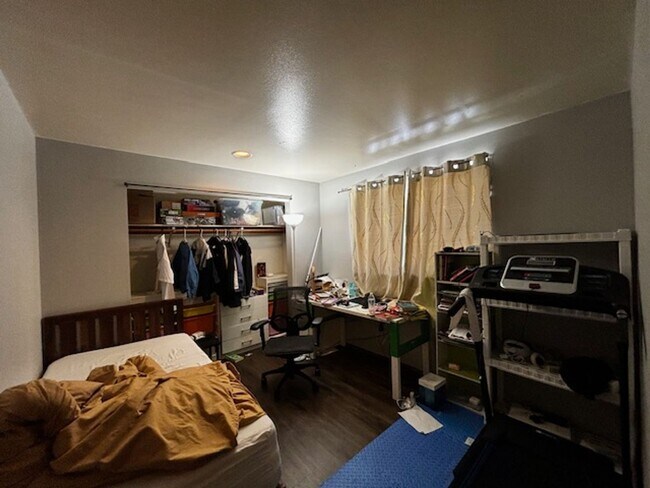 Foto del edificio - 2215-2217 W Xenia Ln