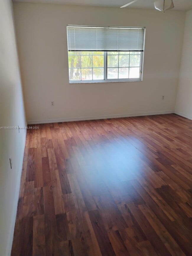 Building Photo - 5031 Wiles Rd