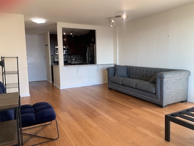 Foto del edificio - 1960 N Lincoln Park W