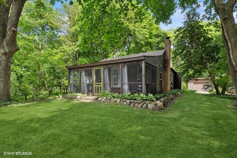 Primary Photo - 718 Three Oaks Rd