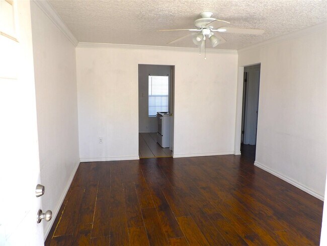 Foto del edificio - 1159 NW Ozmun Ave