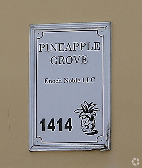 Building Photo - Pineapple Grove