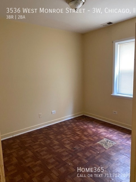 Building Photo - Beautiful 3 Bedroom Apartment