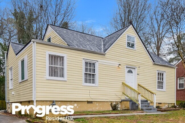 Foto del edificio - 403 Forrest Ridge Dr NW