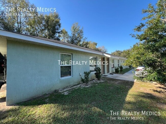 Building Photo - 106 Walnut Dr