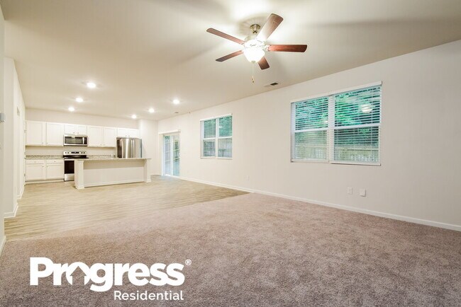Building Photo - 211 Hamilton Pointe Dr