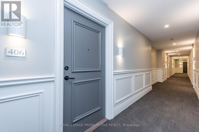 Building Photo - 571 Prince Edward Dr N