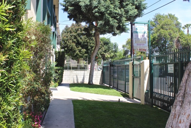 Building Photo - 6635 Etiwanda Ave