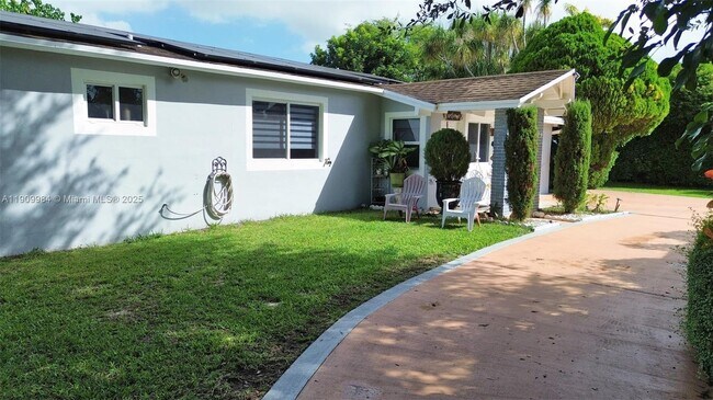 Foto del edificio - 10965 SW 116th St