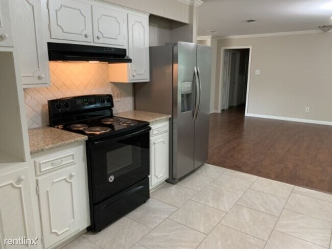 Building Photo - 3 br, 2 bath House - 2000 Mccann Rd