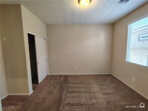 Building Photo - 2119 Del Aqua Ave
