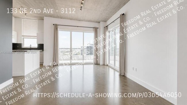 Foto del edificio - 133 NE 2nd Ave