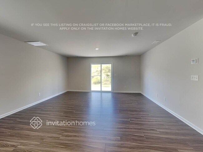 Foto del edificio - 2407 Turtle Point Rd