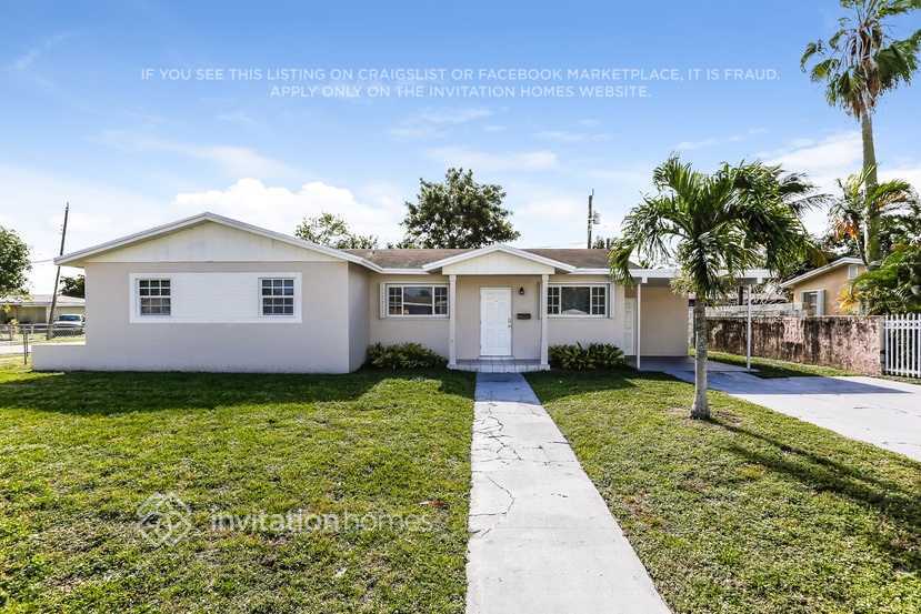 Primary Photo - 330 NW 196th St