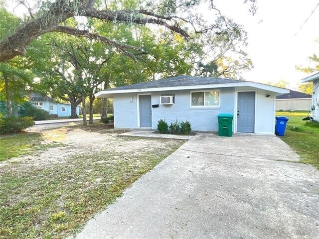 Foto del edificio - 710 E Coleman Ave