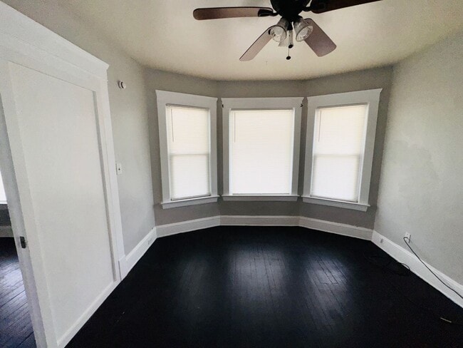 Foto del edificio - 692 E 128th St