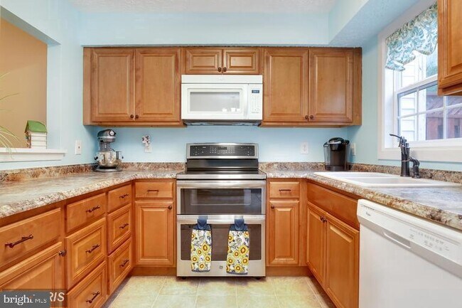 Building Photo - 3639 Buckeye Ct