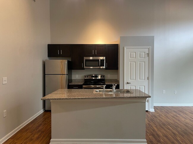 Interior Photo - Lofts at Poplar Pointe