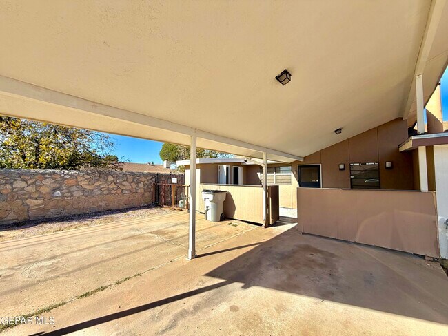 Foto del edificio - 10501 Cozumel Ln