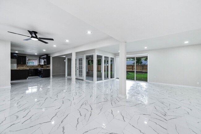 Foto del edificio - 1610 Richvale Ln