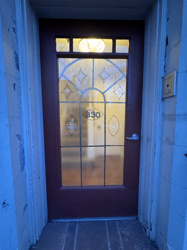 Building Photo - 330 Park Ave