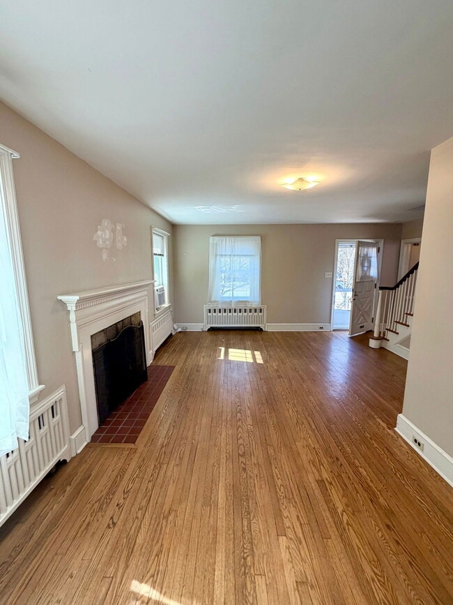 Foto del edificio - 111 Atkins Ave