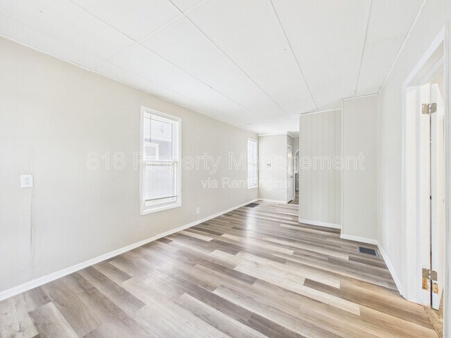 Foto del edificio - 1222 S 40th St