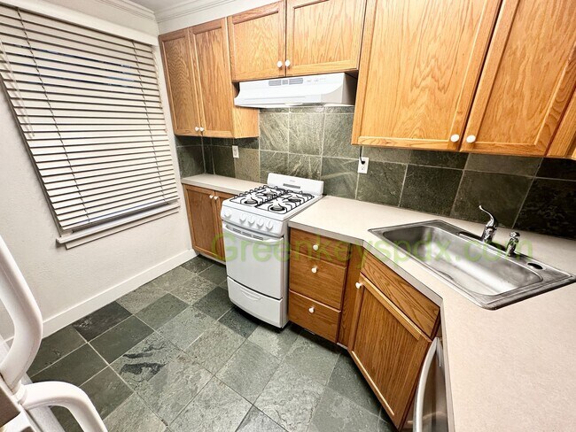 Foto del edificio - 10197-1136