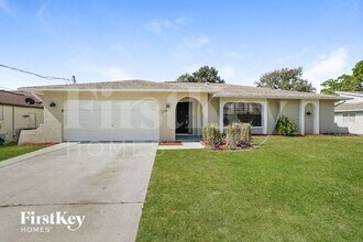 Building Photo - 17560 Oriole Rd
