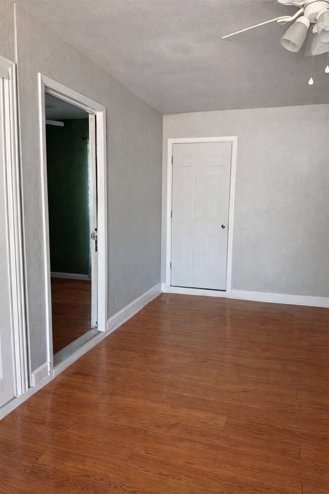 Building Photo - 17230 Blairwood Dr