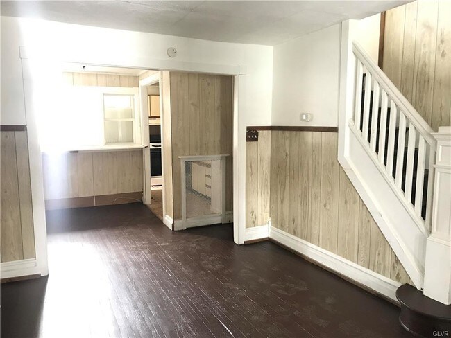 Foto del edificio - 634 N Jerome St