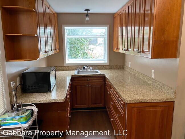 Building Photo - 2 br, 1 bath House - 8074 Jackson