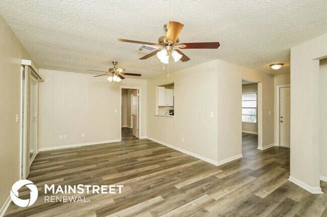 Foto del edificio - 456 SW Molloy St