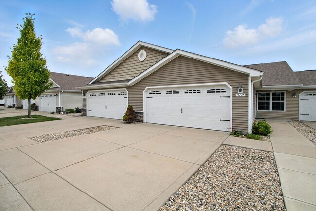 Foto del edificio - Redwood Danville